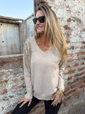 Chaleco cristales, lentejuelas y mostacillas beige claro