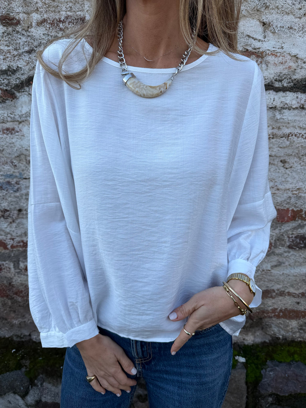 Blusa rayón manguitas globo blanca
