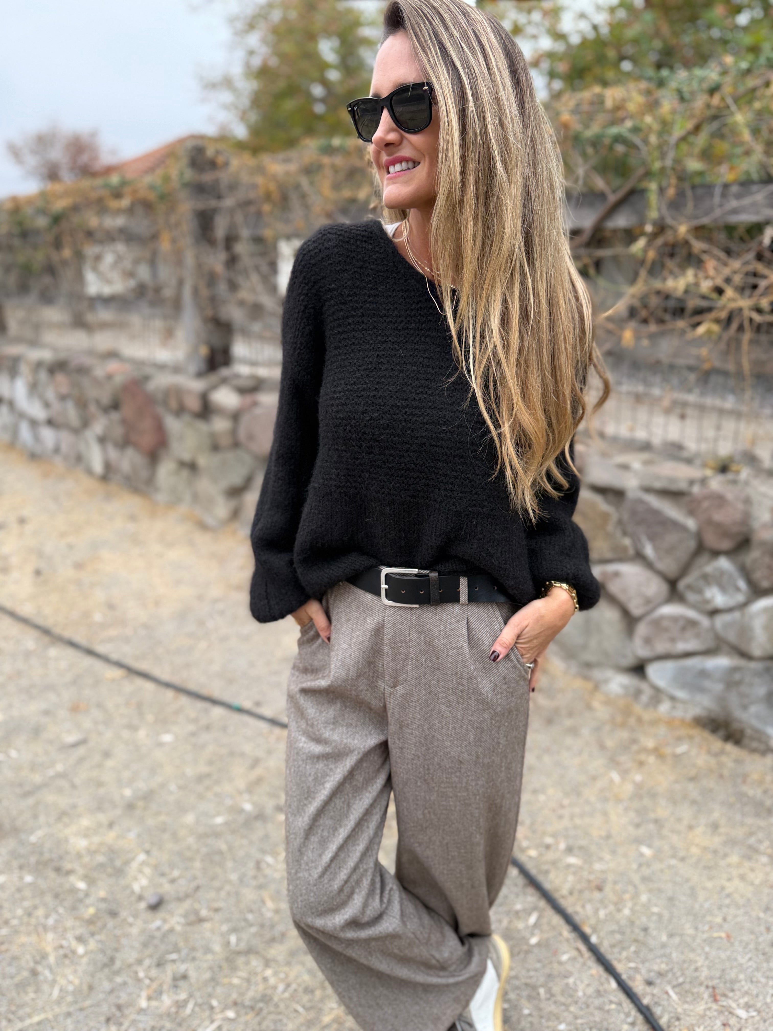 New Pantalón sastre beige
