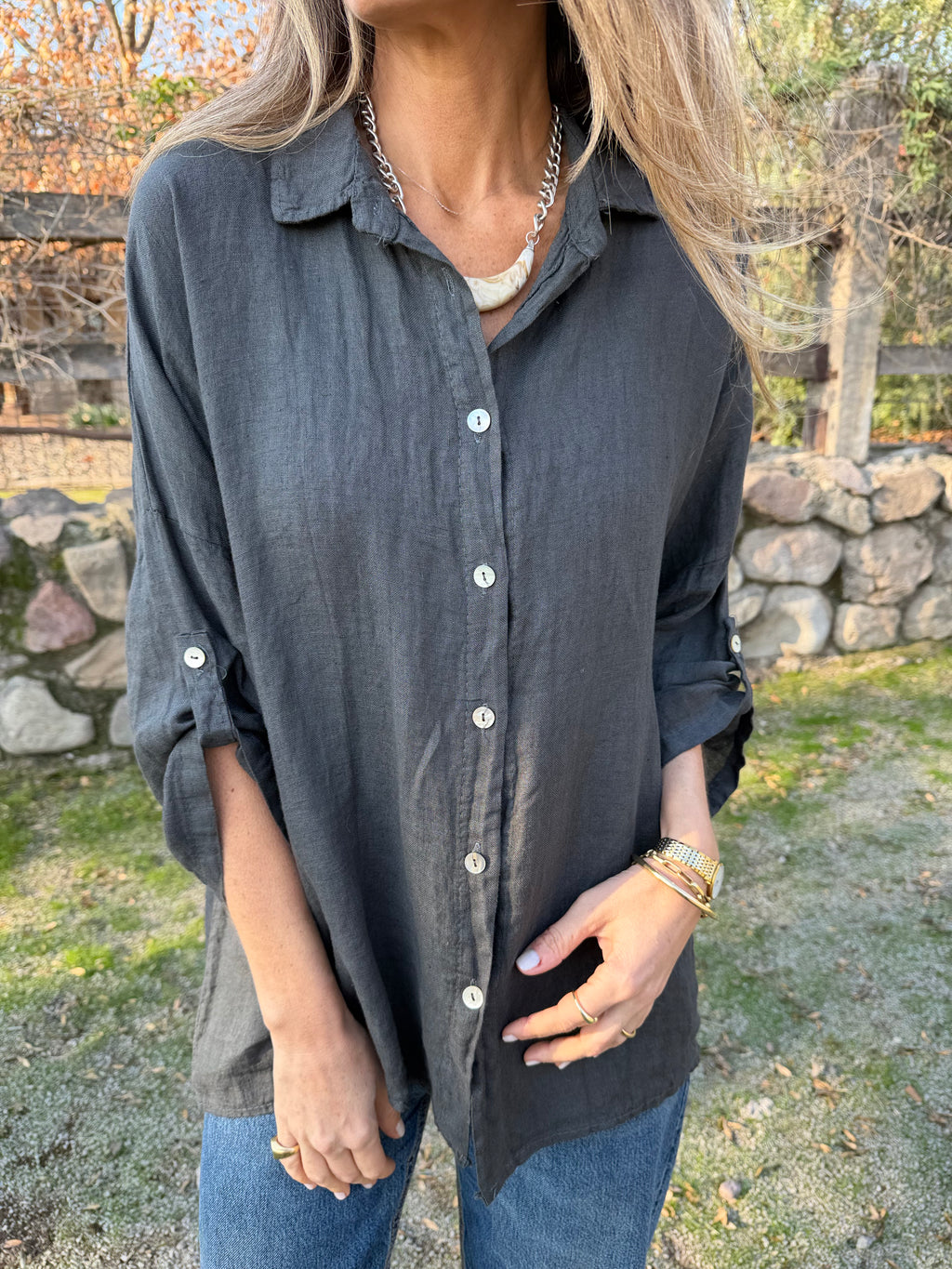Blusón 100% lino camisera gris acero