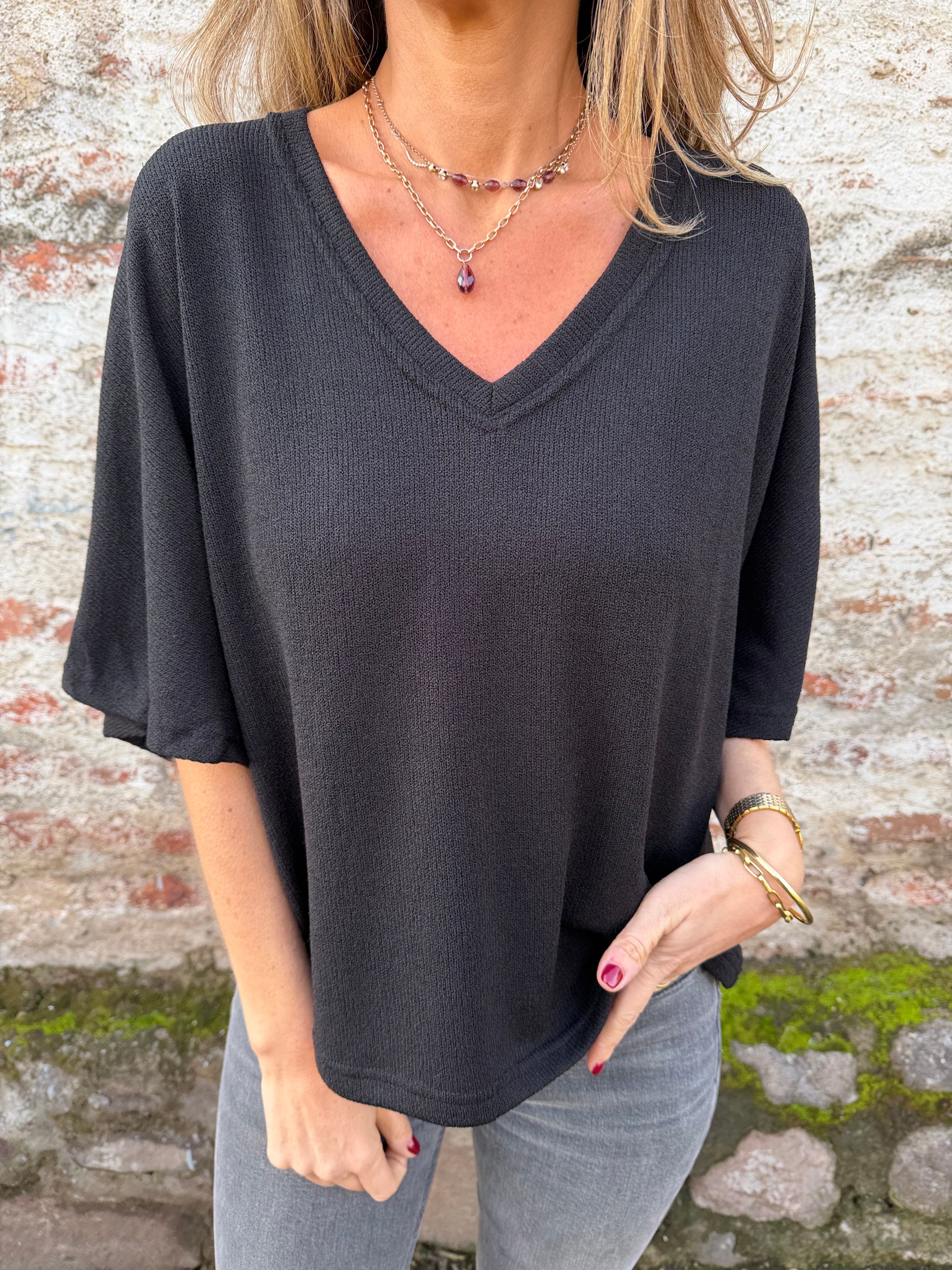 Polera tejida mangas amplias negra