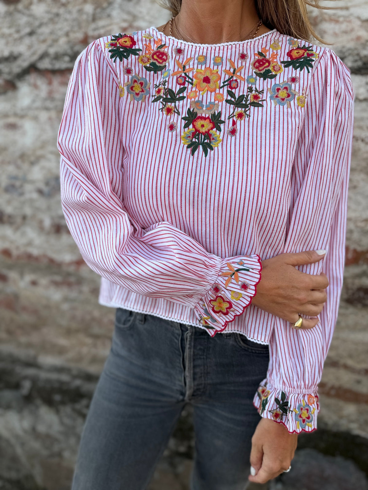 Blusa mangas vuelos floreados roja