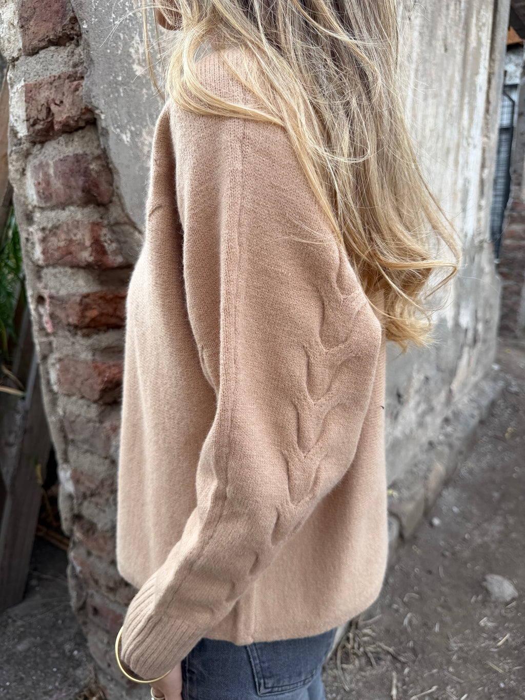 Chaleco trenzado horizontal camel