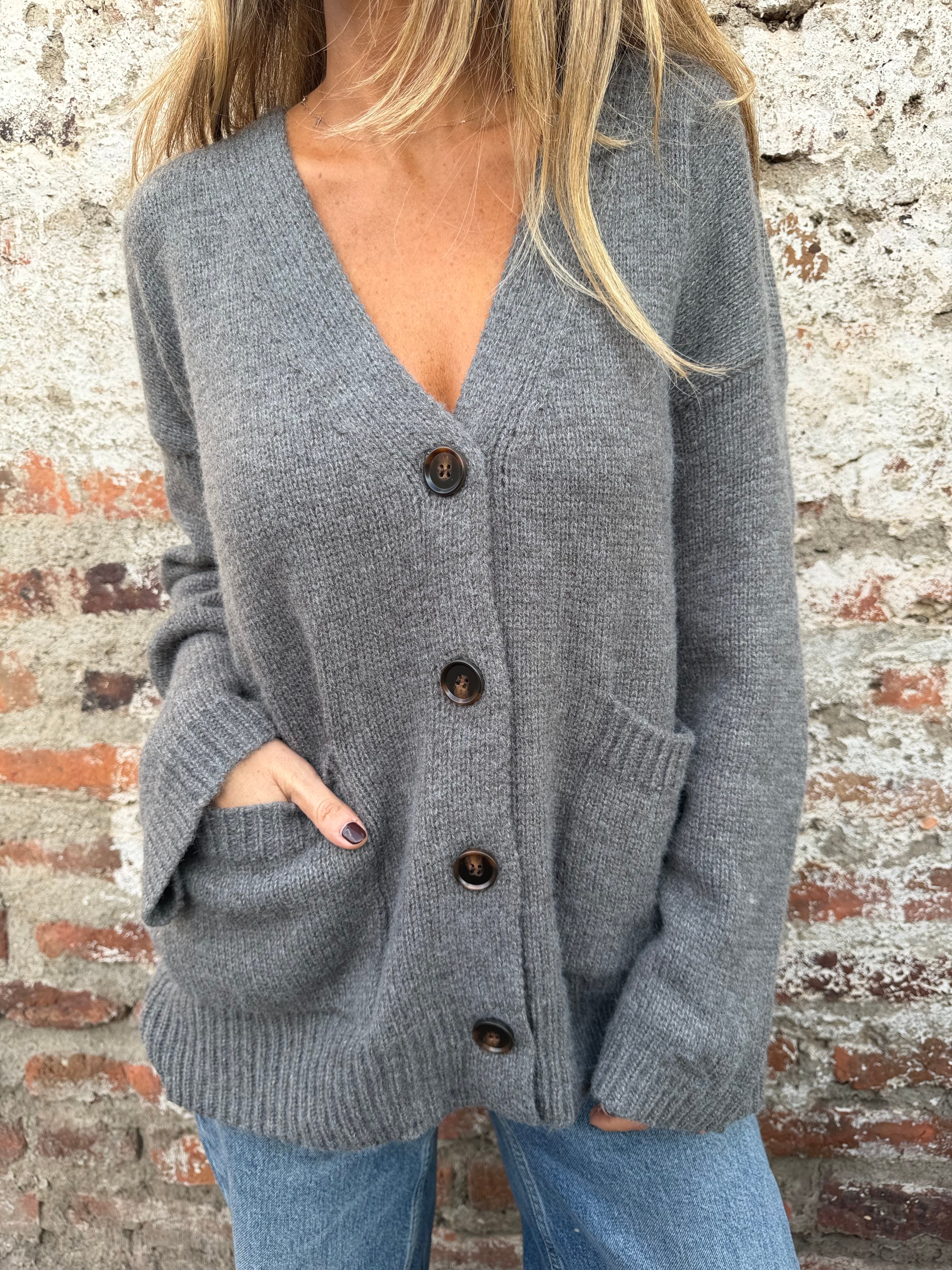 Maxxi chaleco alerce gris