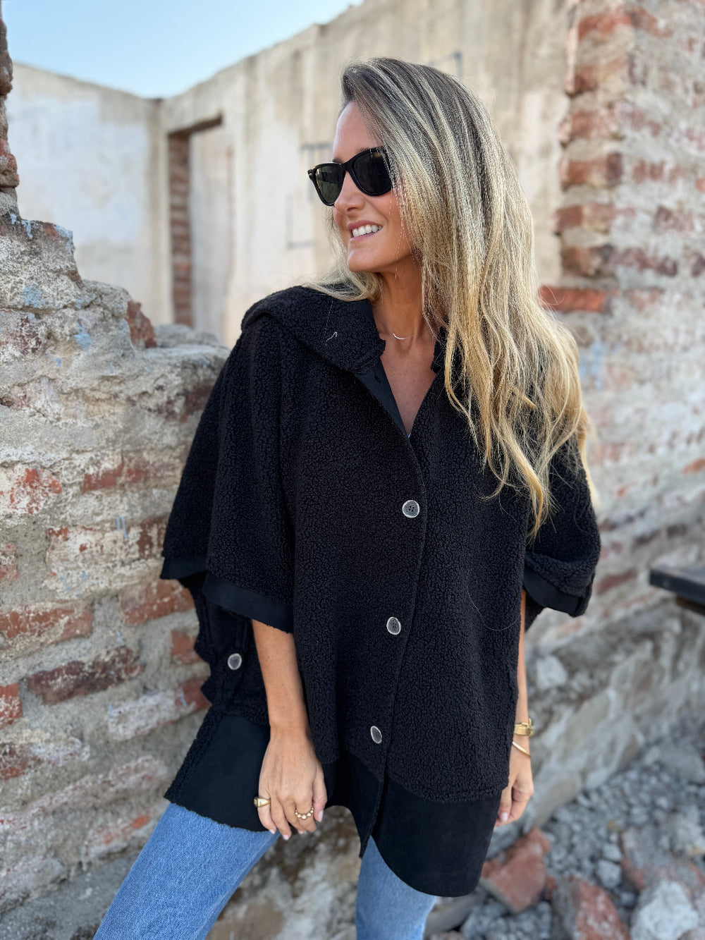 Poncho patagón negro