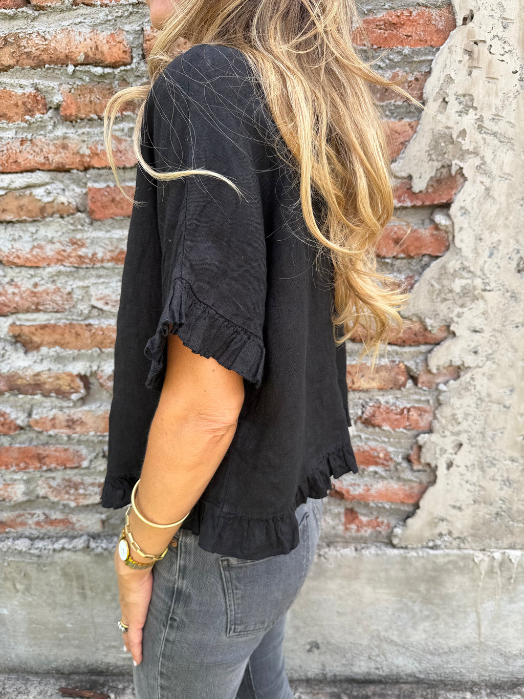 Blusa 100% lino vuelitos negra