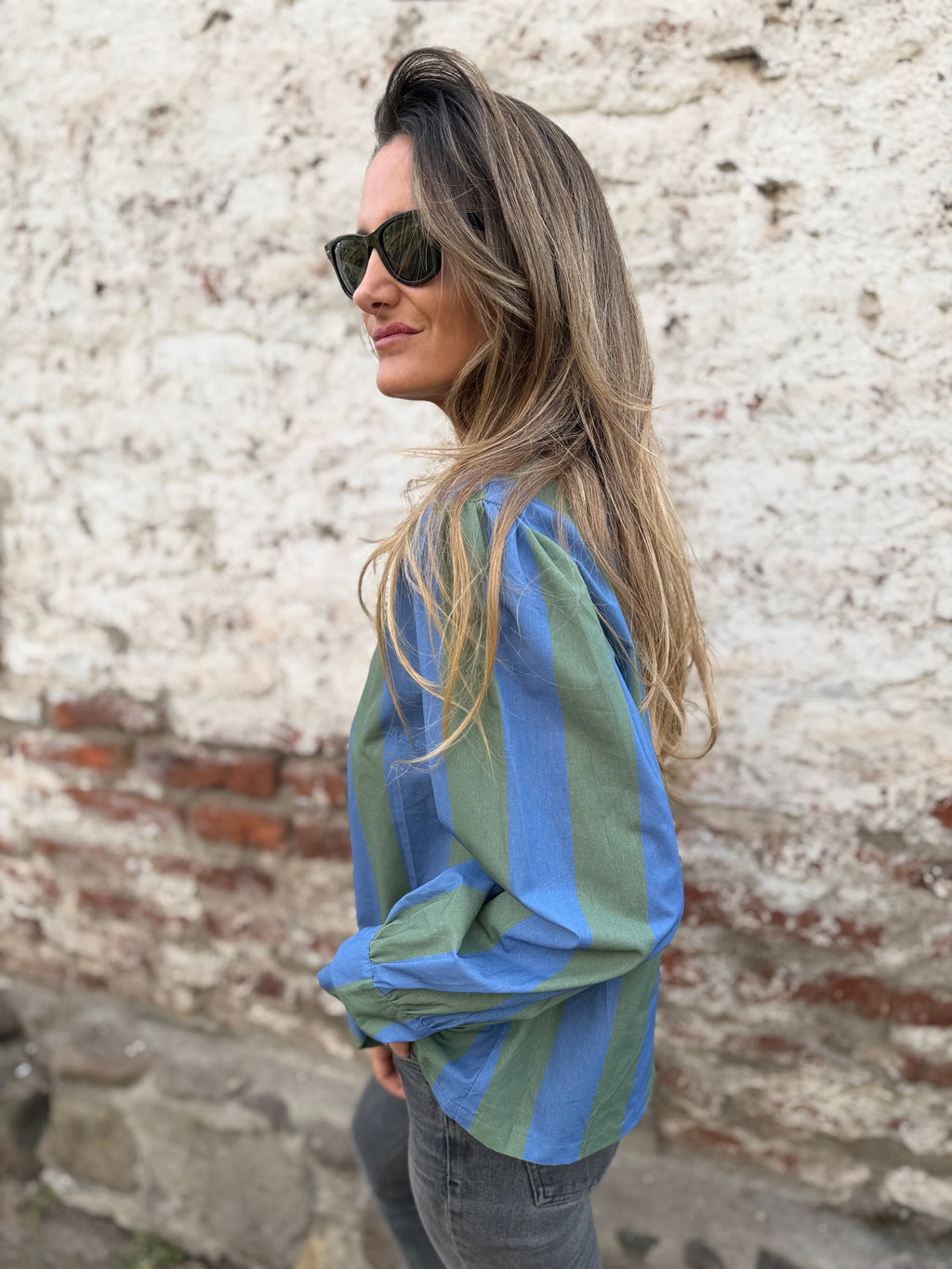 Blusa rayada azul verde