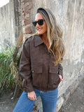 Chaqueta acolchada ecocuero opaco cuello removible piel café