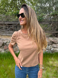 Polera algodón hombros globo camel