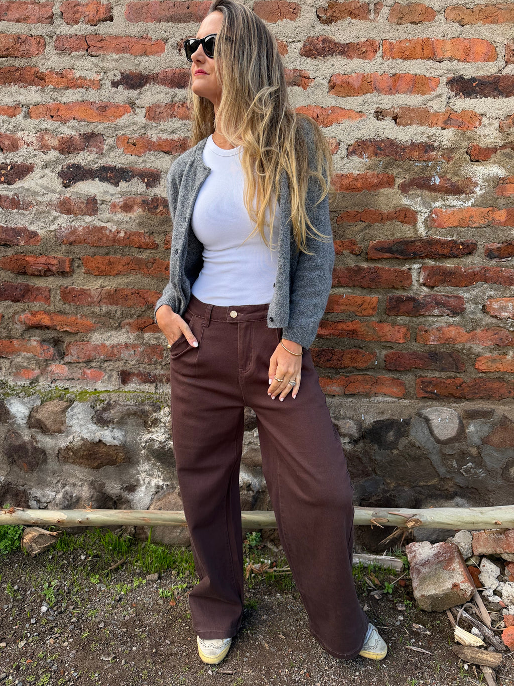 Bluejean pinzas café