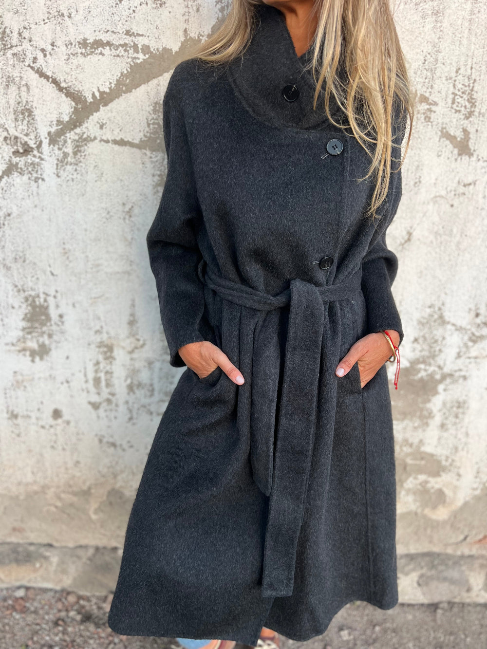 Abrigo 70% cachemira gris acero