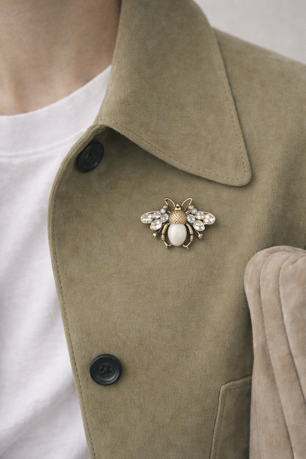 Broche Escarabajo Nacar