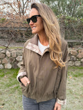 Bomber gabardina detalle escocés verde musgo