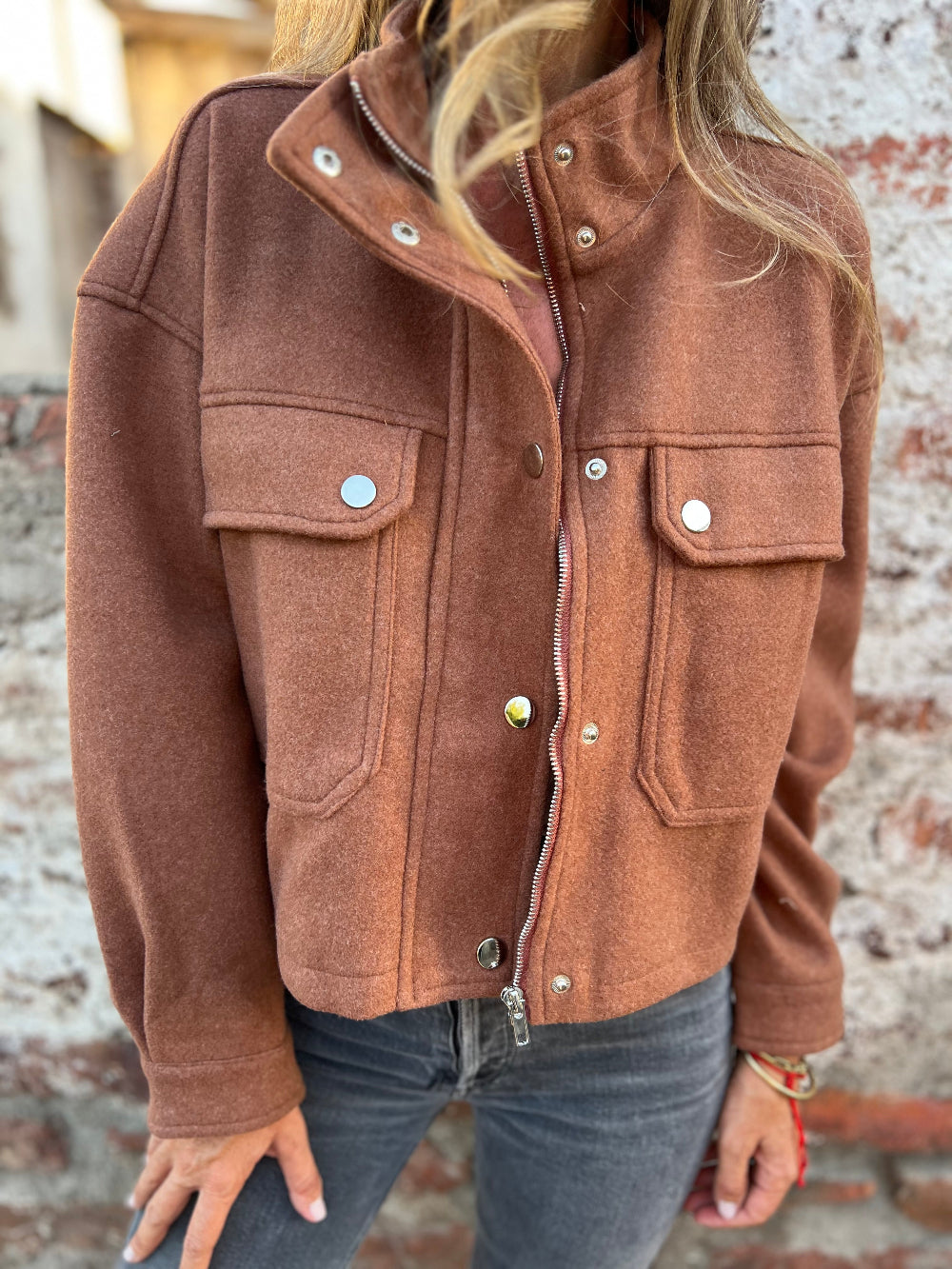 Chaqueta corta paño camel