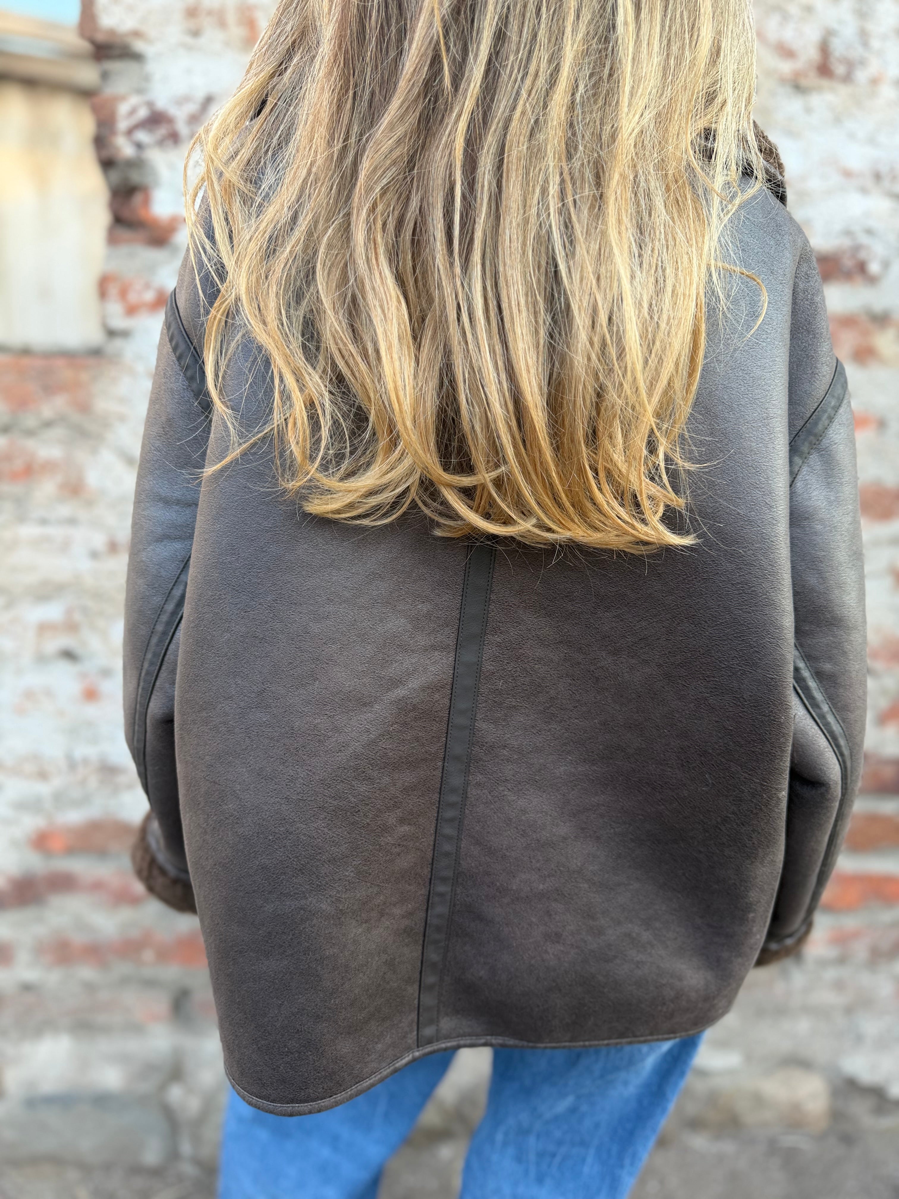 Chaqueta reversible chiporro patagónico gamuza top