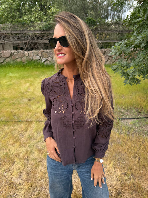 Blusa crespusculo cafe