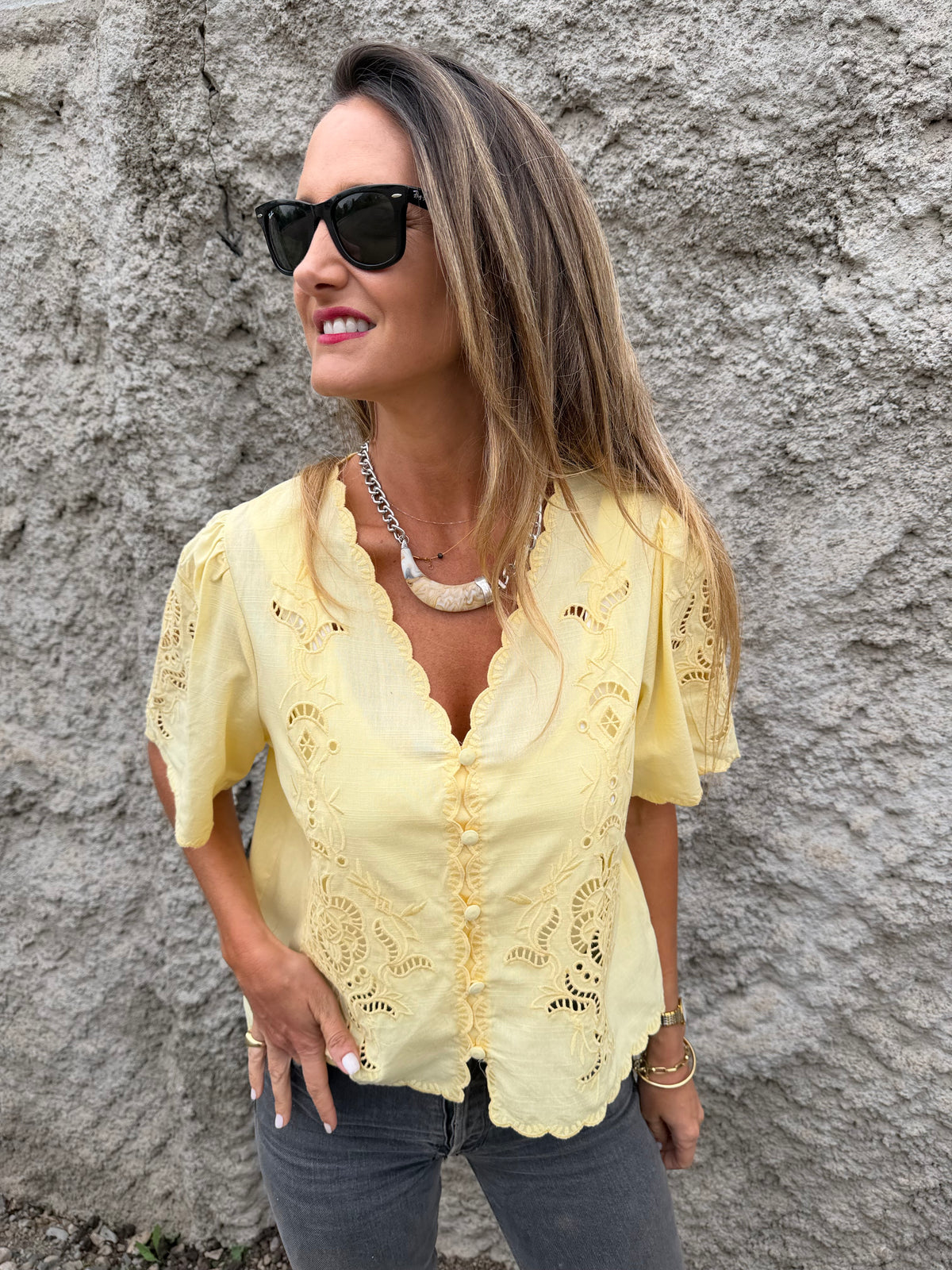 Blusa broderie completa amarilla