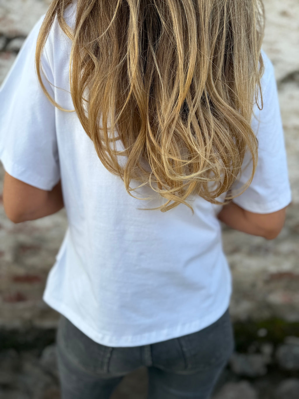 Polera largo irregular blanca