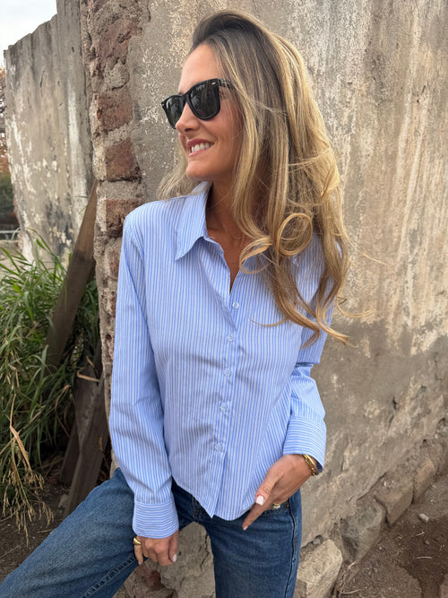 Blusa rayitas amarritas laterales
