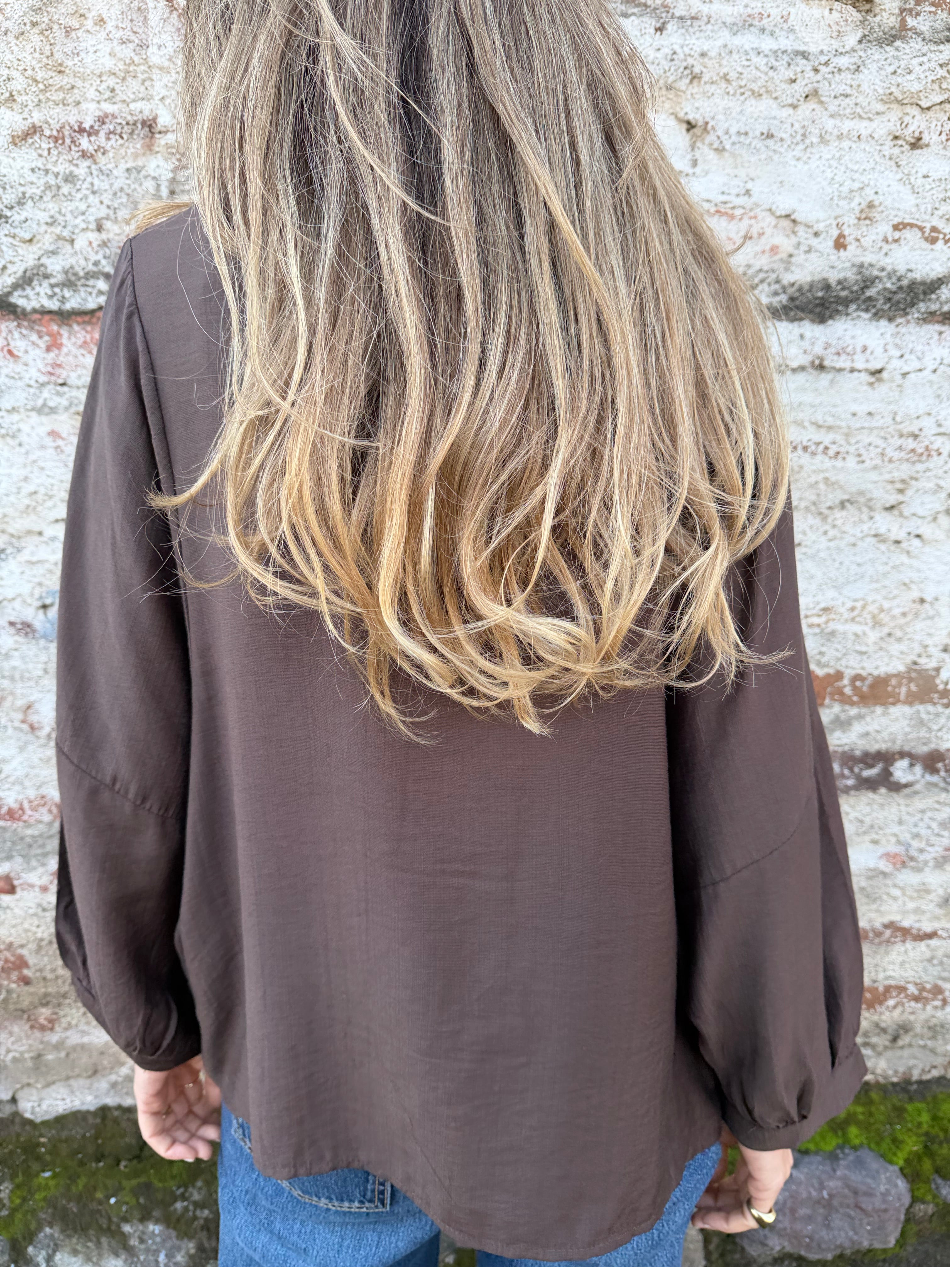 Blusa rayón manguitas globo café