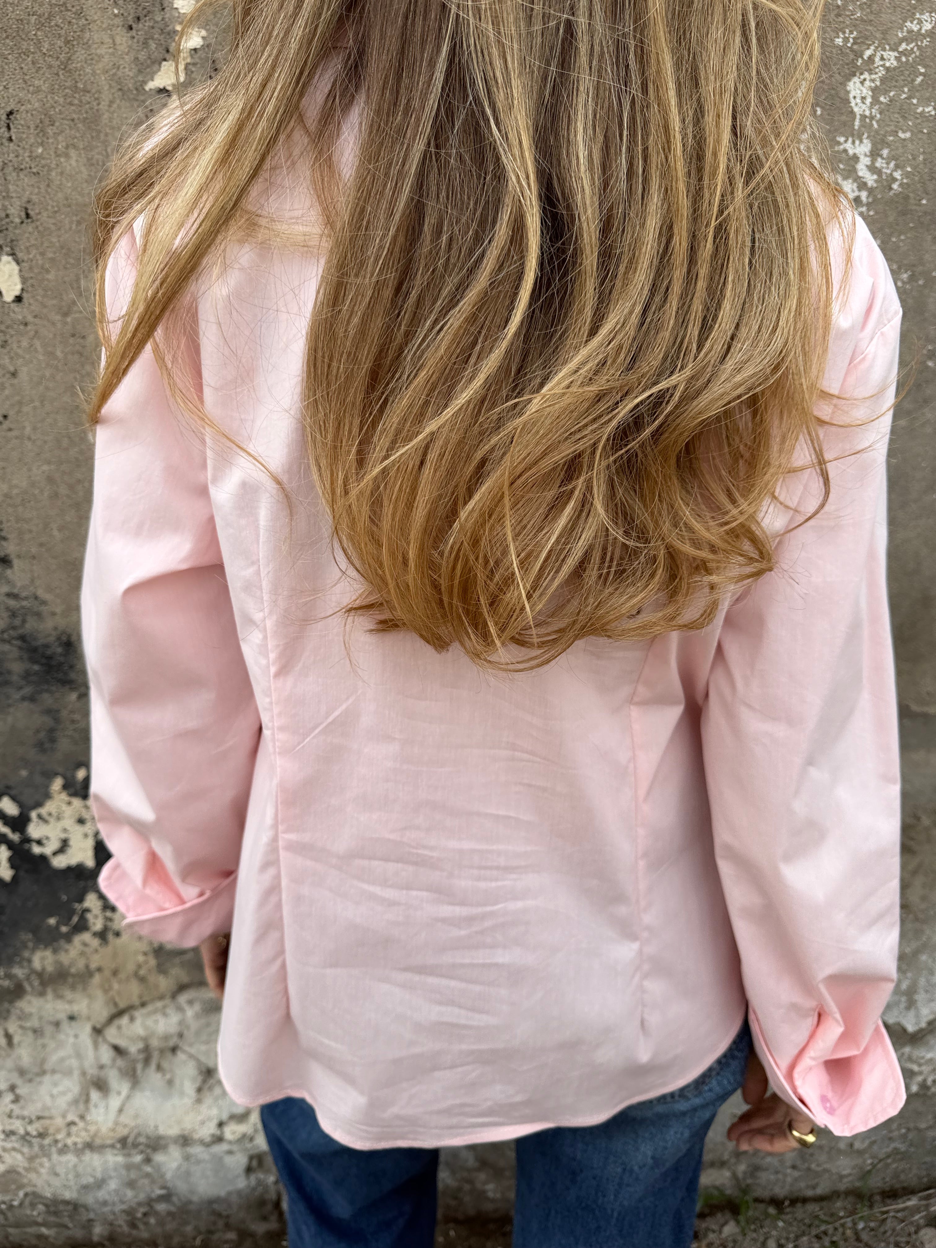 Blusa sastre botones escondidos rosada