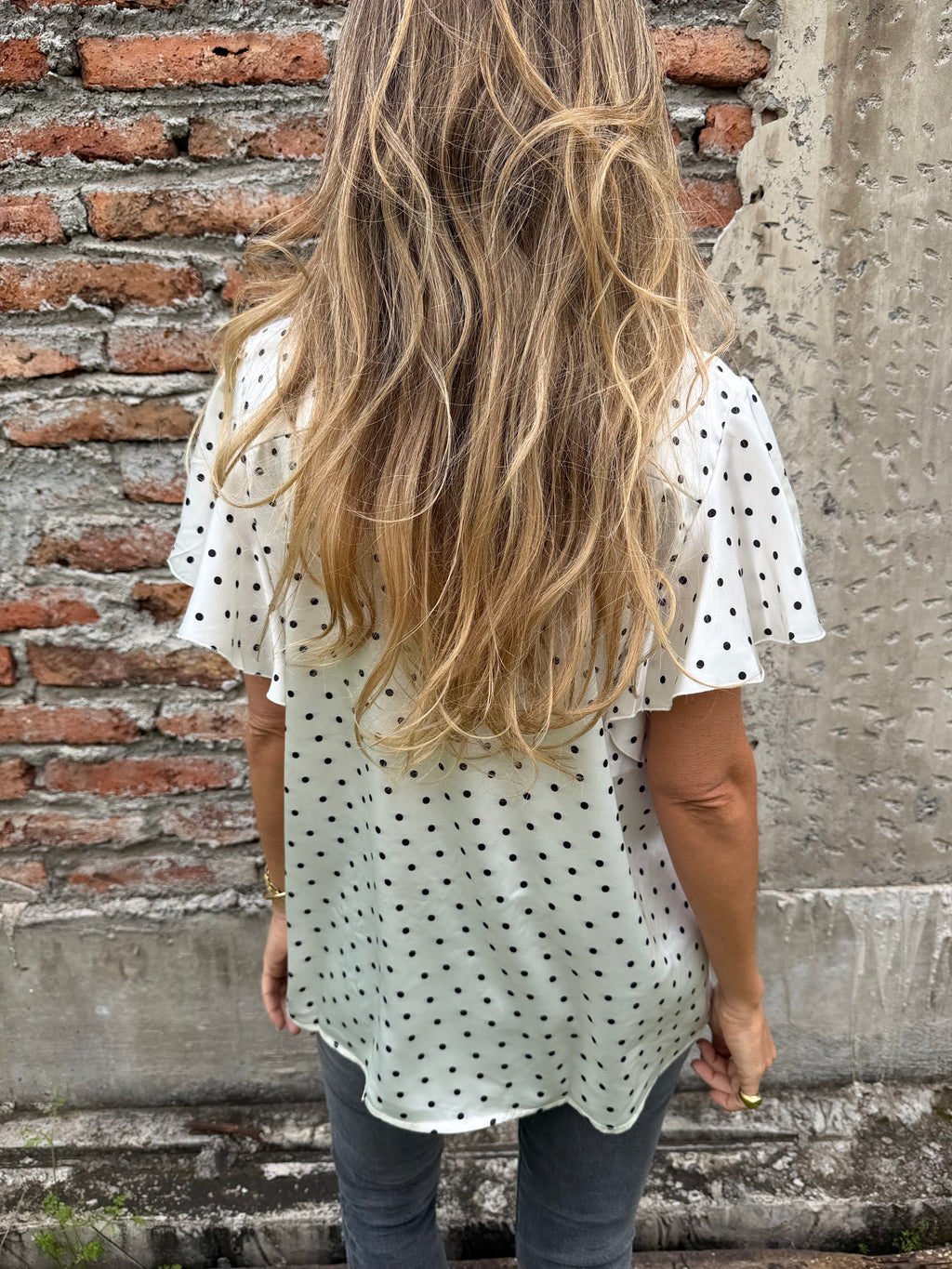Blusa seda lunares blanca