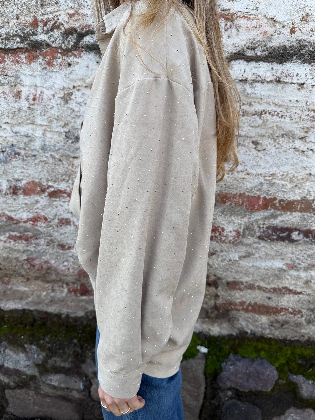Blusa gamuza tachitas beige