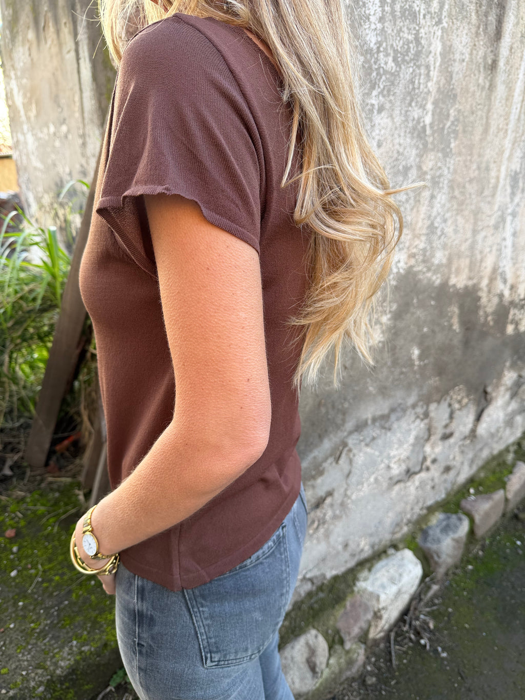 Polera V hilo café