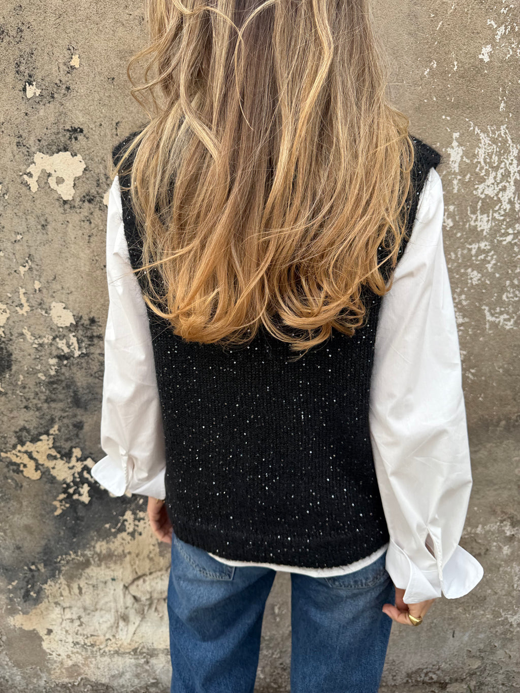 Chaleco sin mangas mini lentejuelas negro