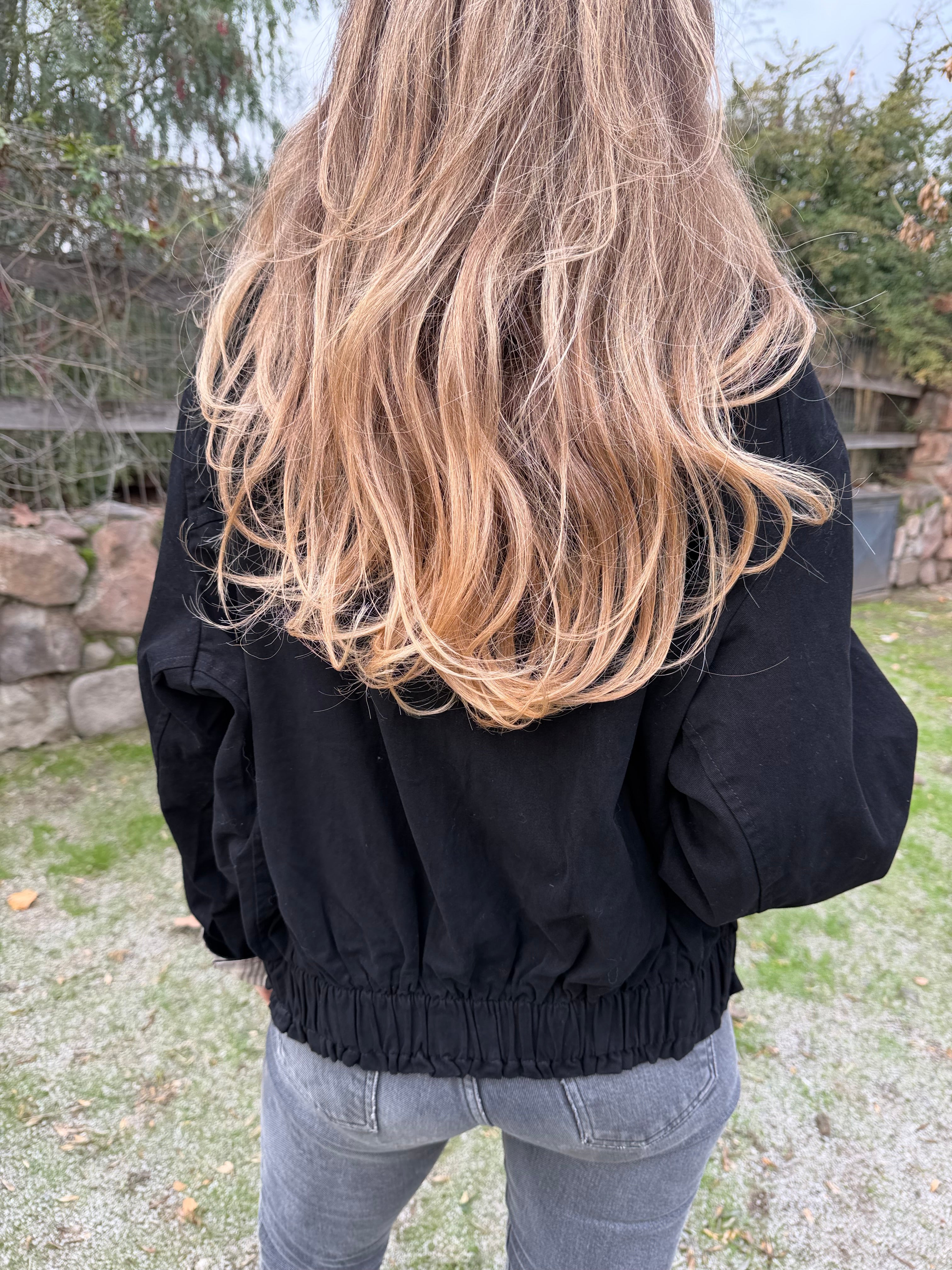 Bomber gabardina detalle escocés negra