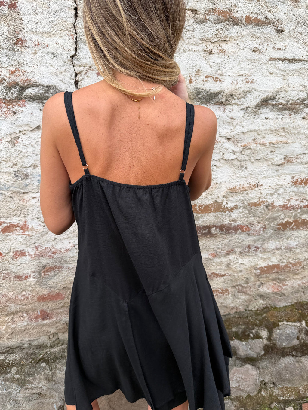 Vestido linoto despuntes negro