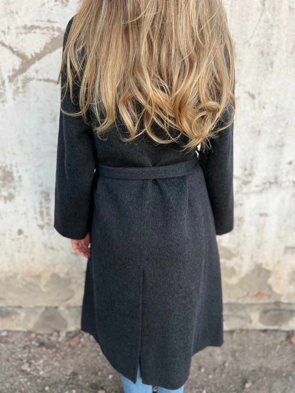 Abrigo 70% cachemira gris acero