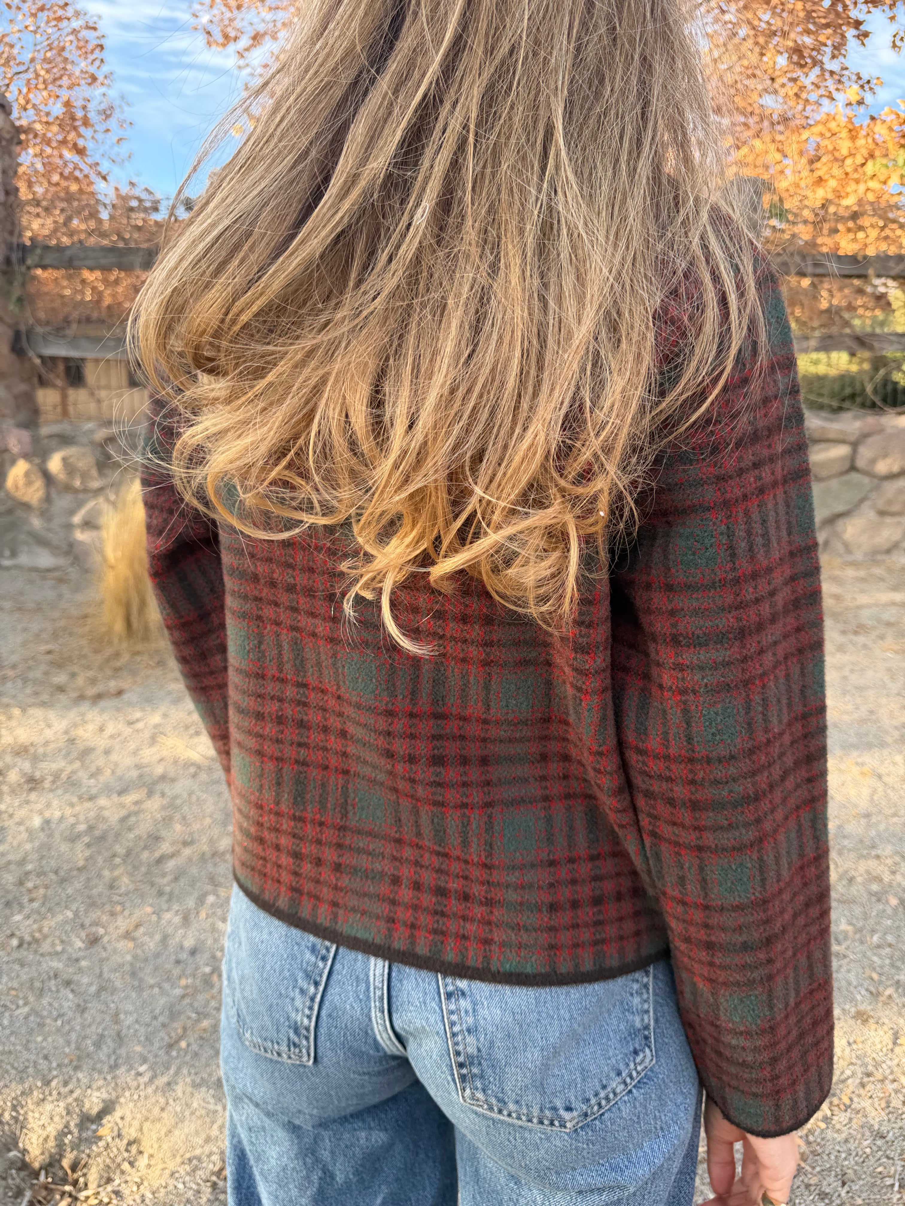 Chaqueta tipo raindoor escocés burdeo