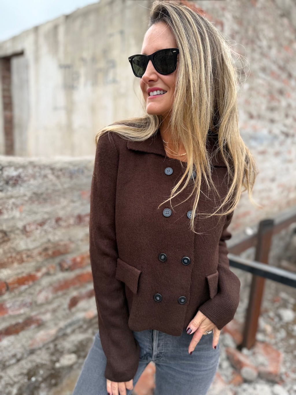 Chaleco tipo chaquetita café