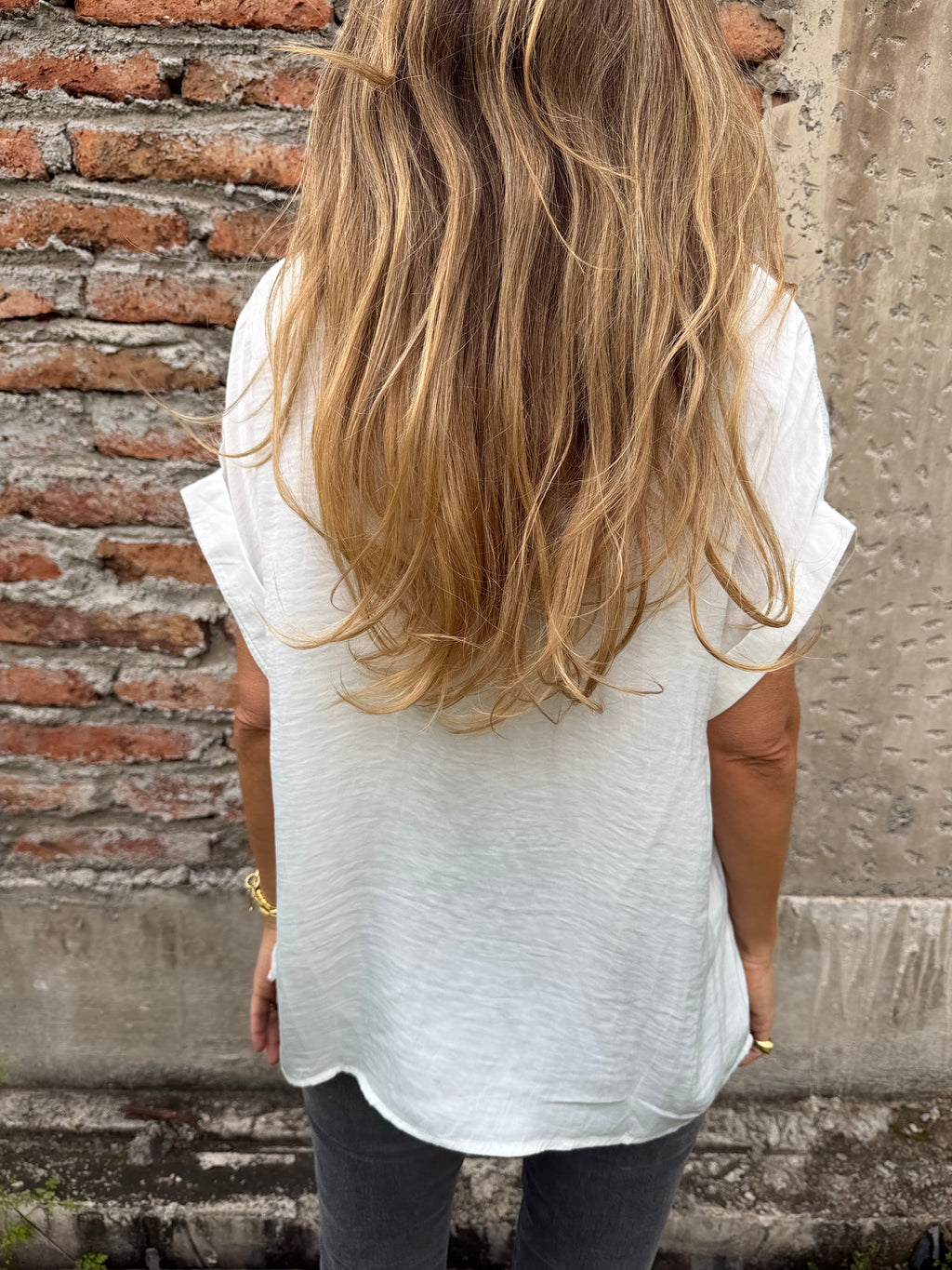 Blusa básica seda blanca