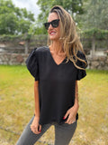 Blusa crep vuelitos mangas negra