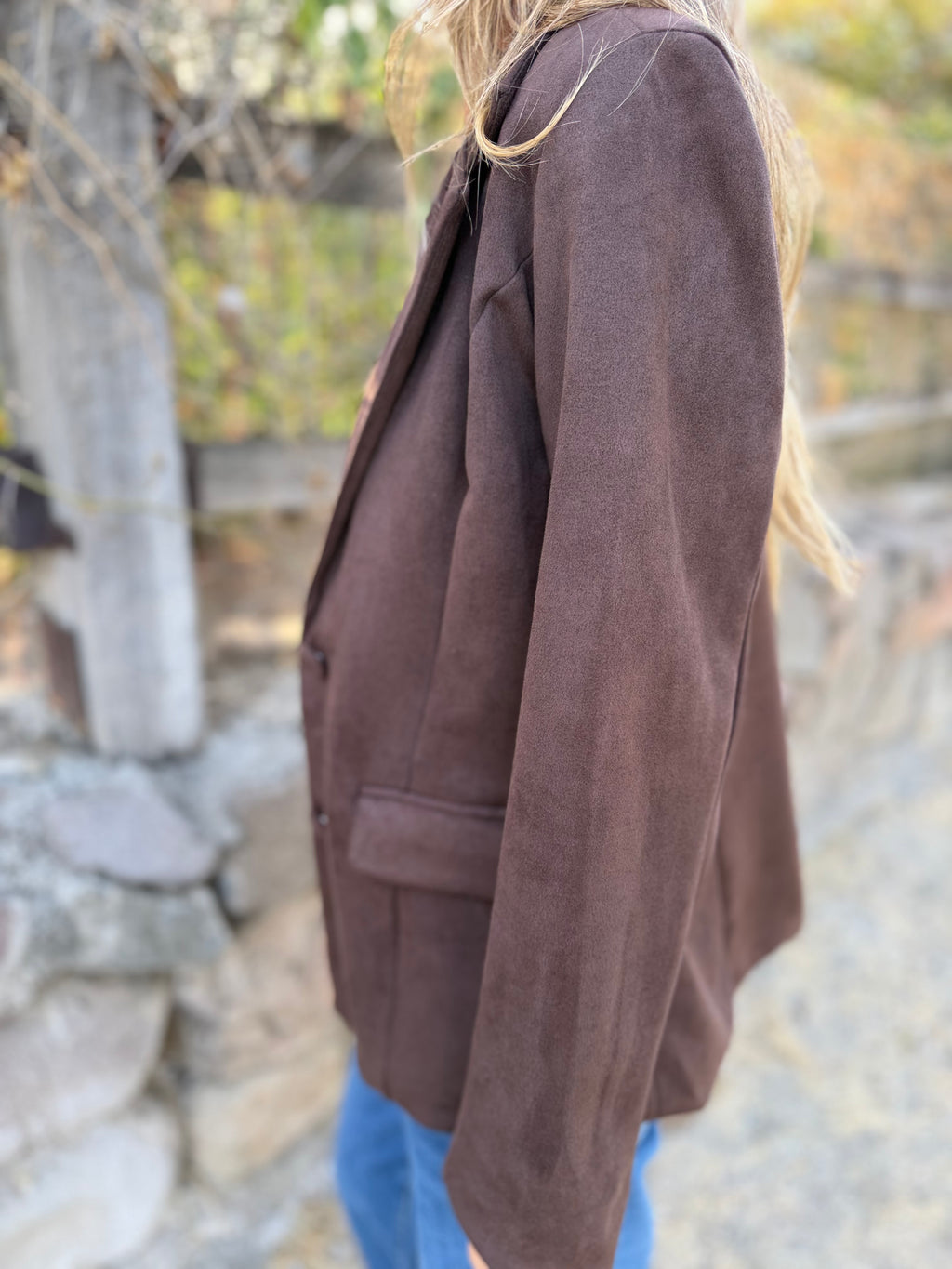 Nuevo blazer gamuza botón café