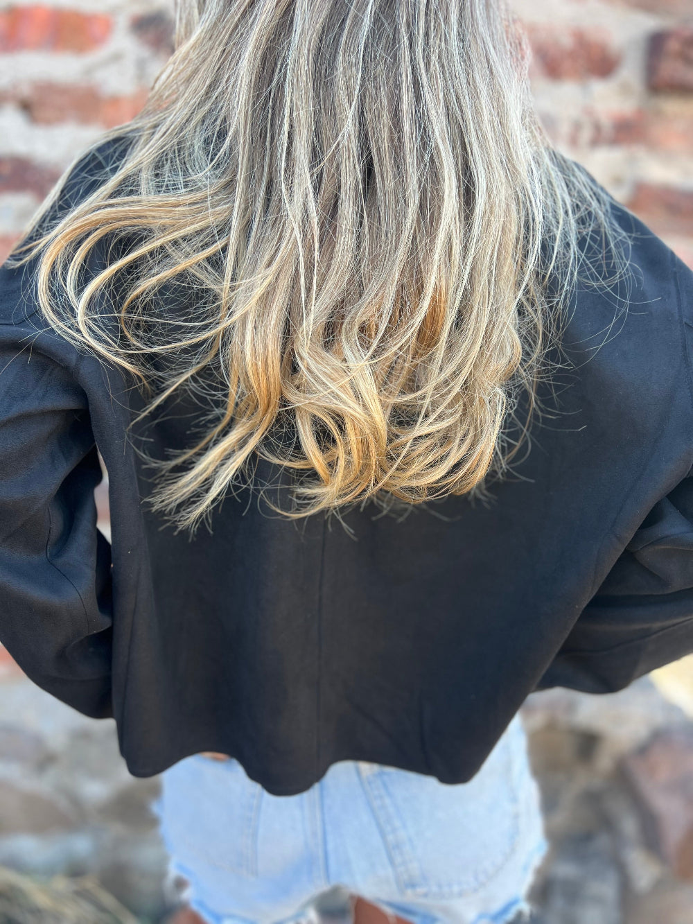 Chaqueta básica suede botones negra