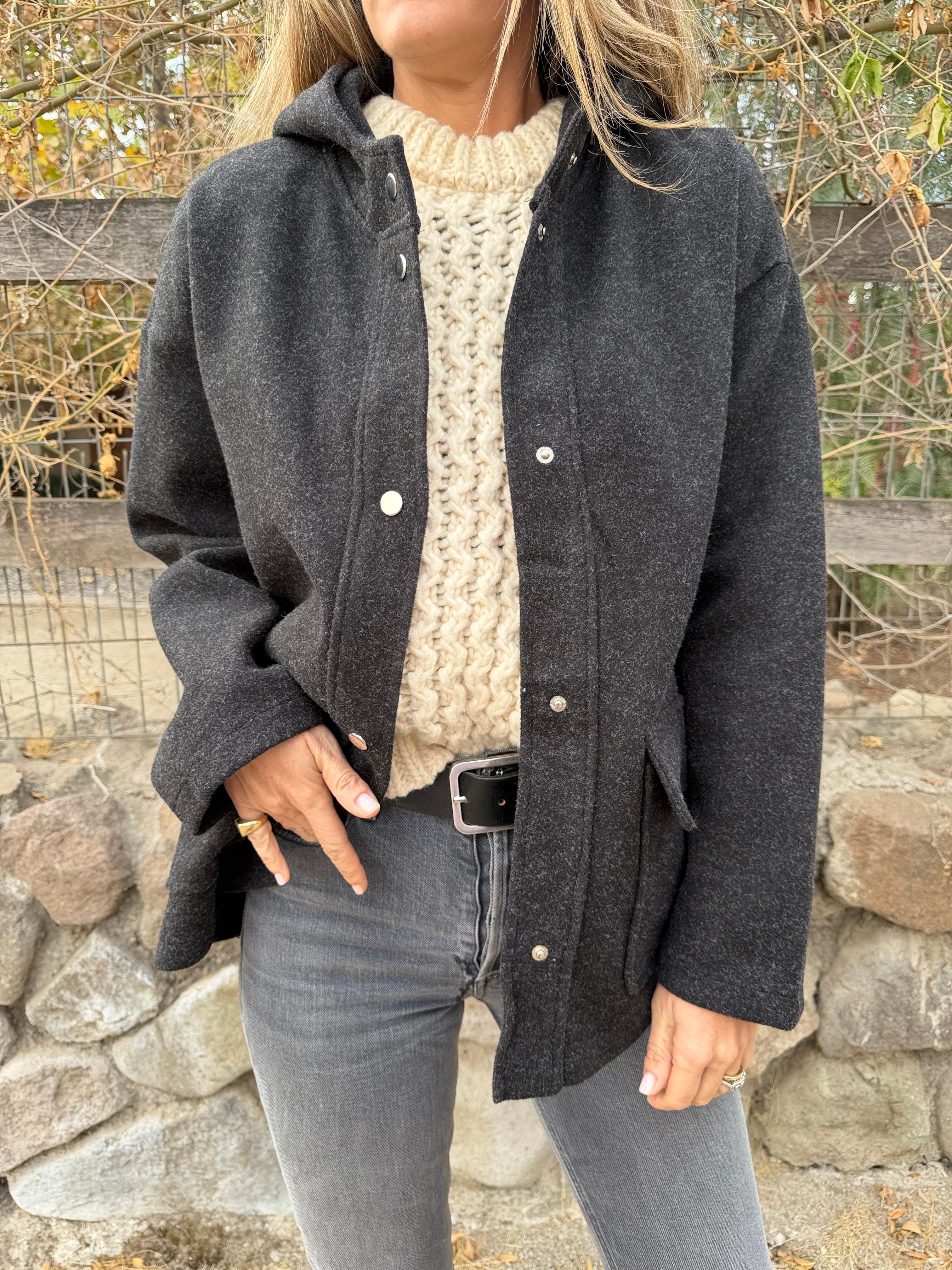 Chaqueta simple paño bolsillos gris acero