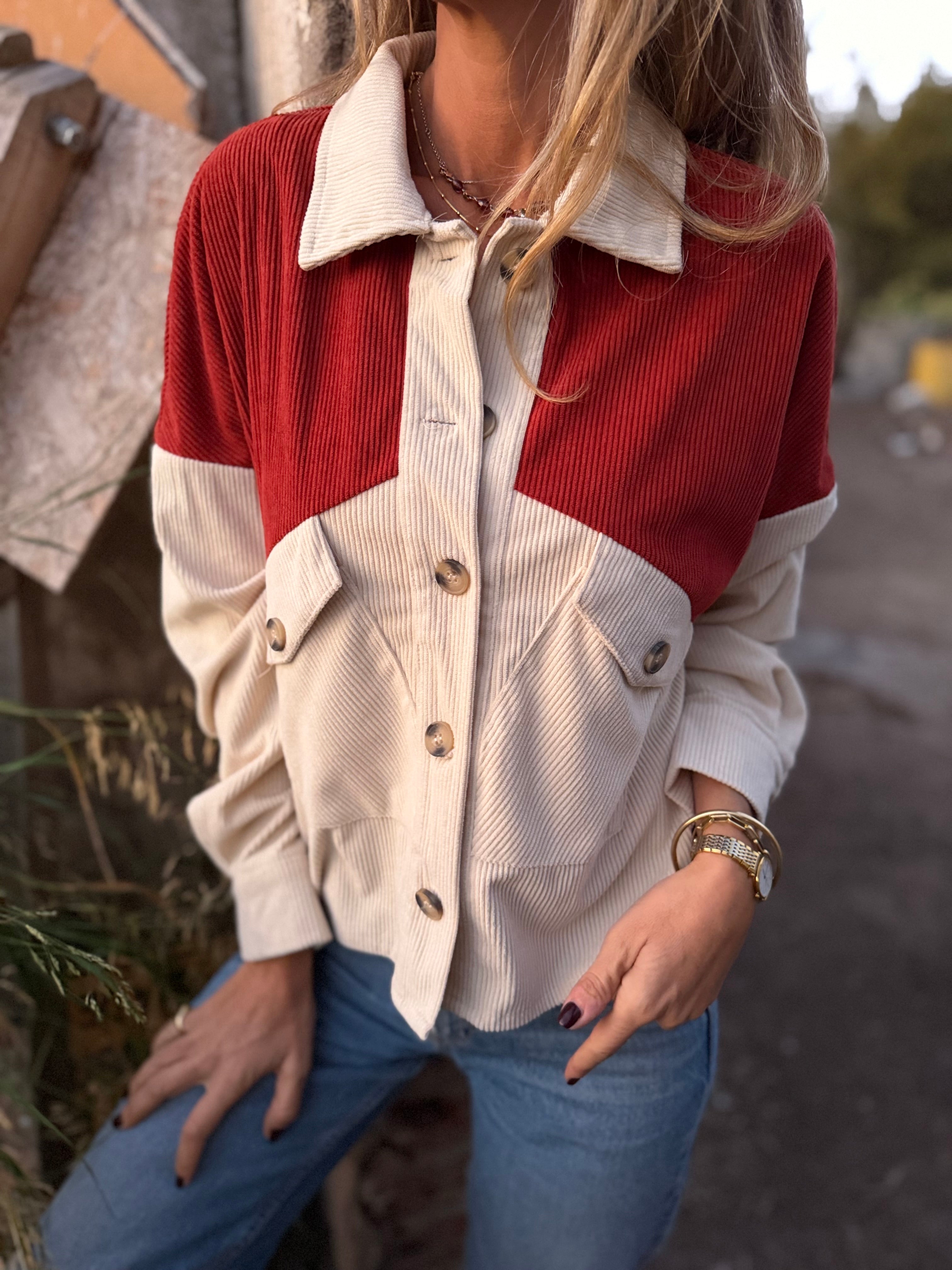 Blusa cotelé bicolor roja