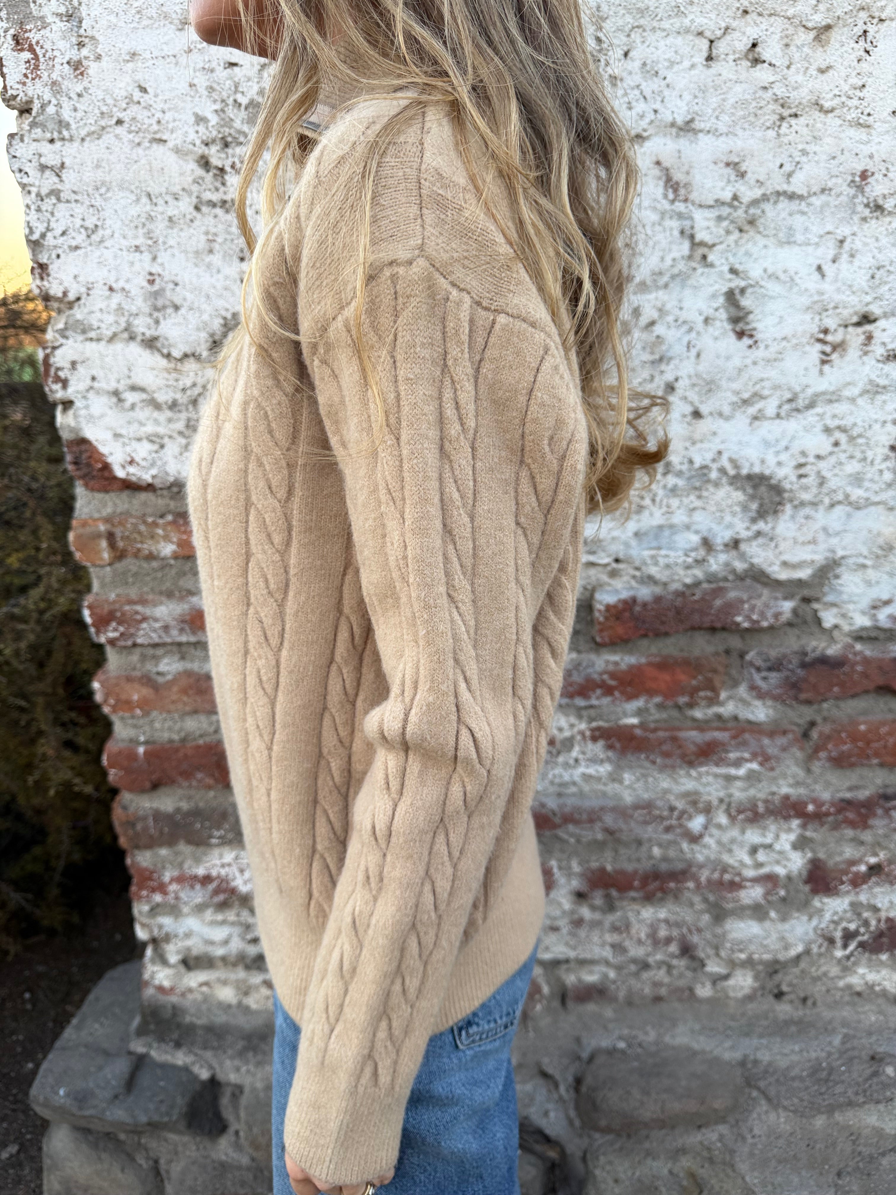 Chaleco medio cierre beige