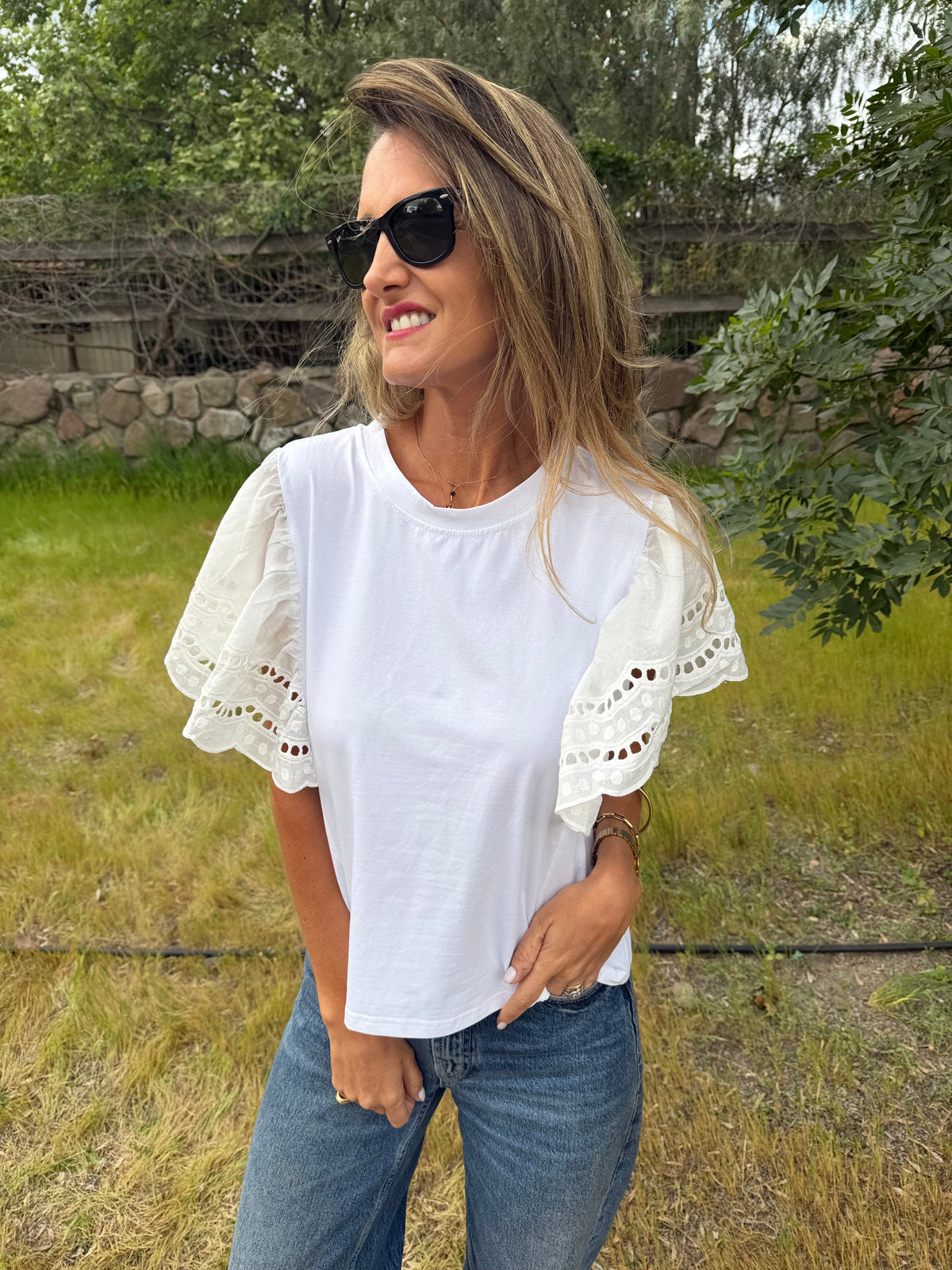 Polera mangas broderie blanca