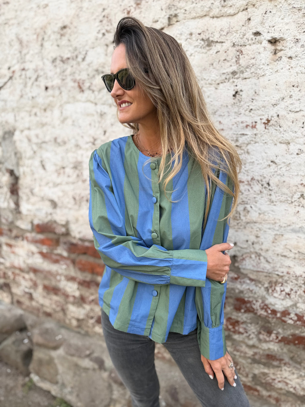 Blusa rayada azul verde