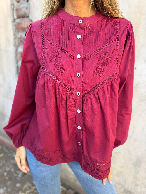 Blusa cedrón burdeo