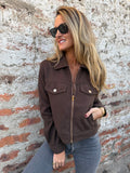 Chaqueta paño clásico herrajes dorados café