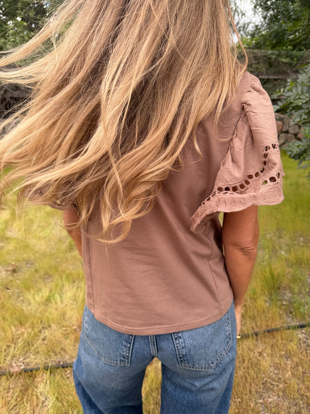 Polera mangas broderie café