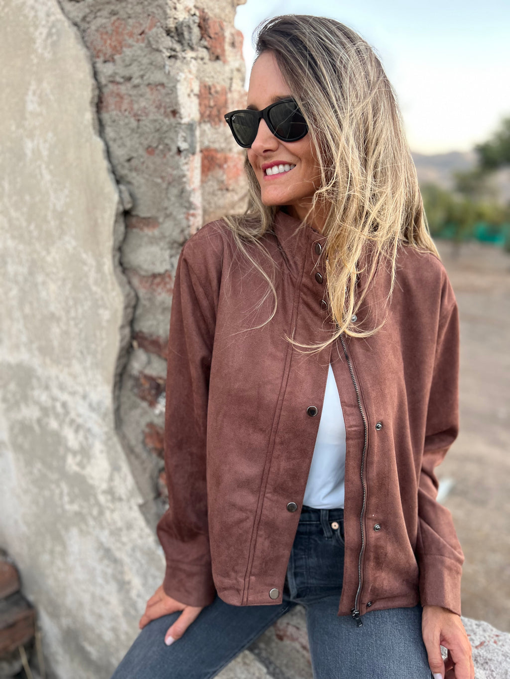 Chaqueta suede bolsillo clásico chocolate