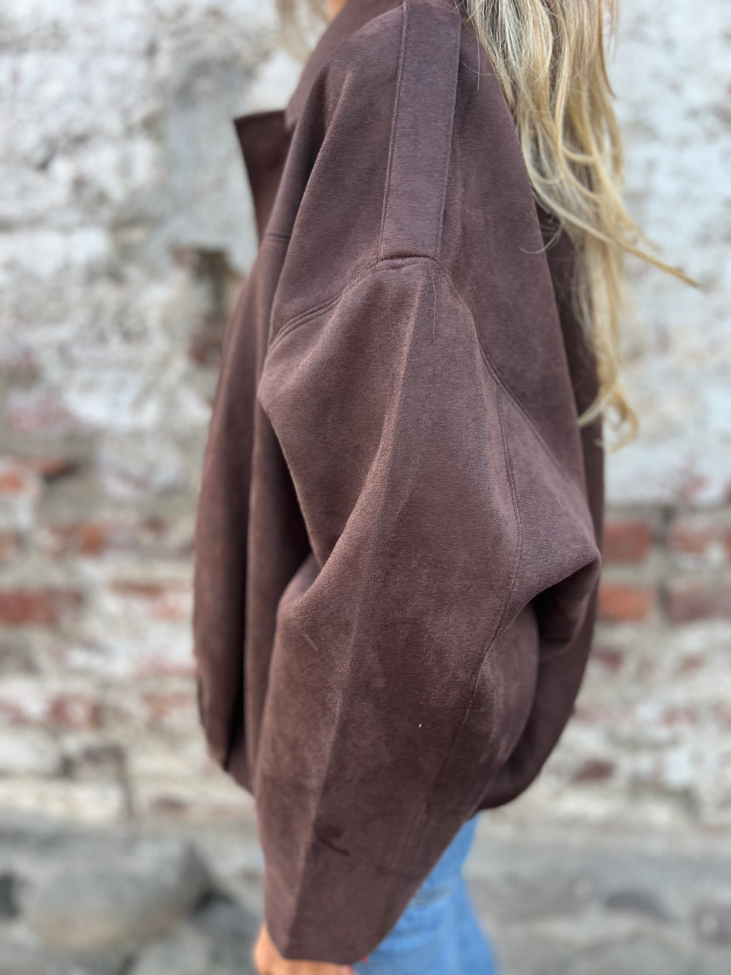 Chaqueta efecto gamuza café