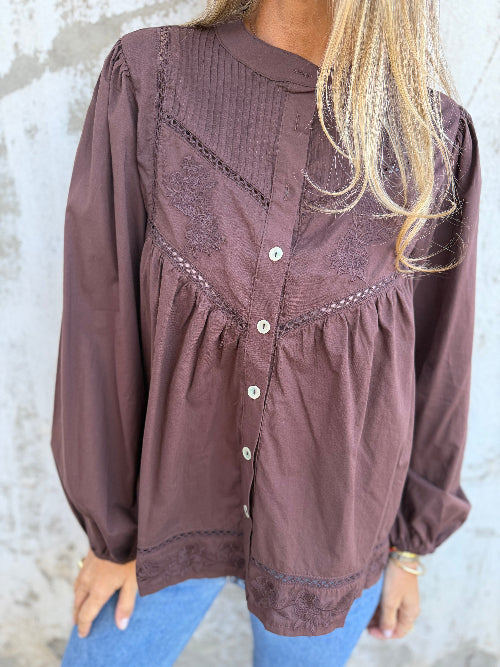 Blusa cedrón café