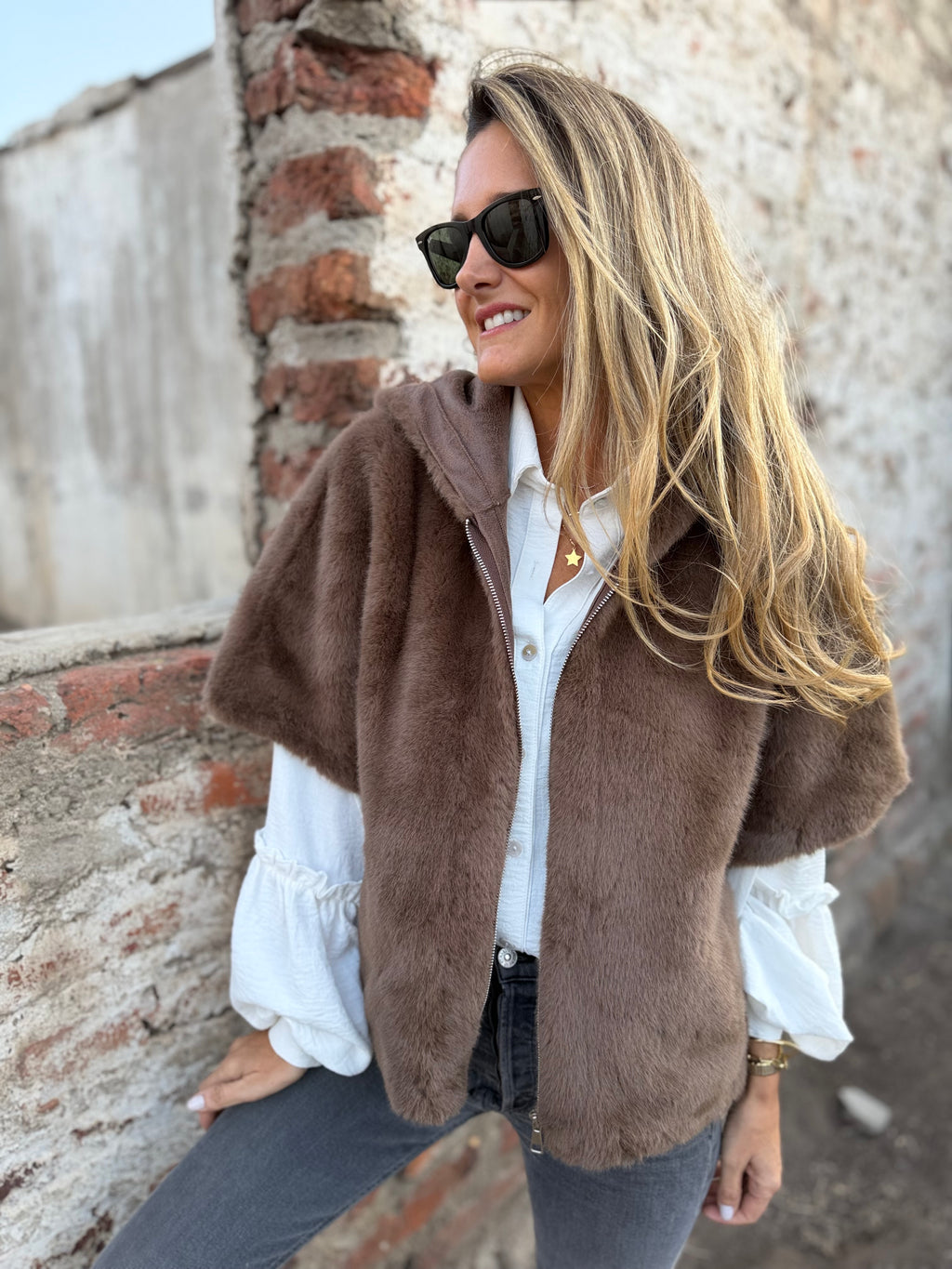 Poncho piel café